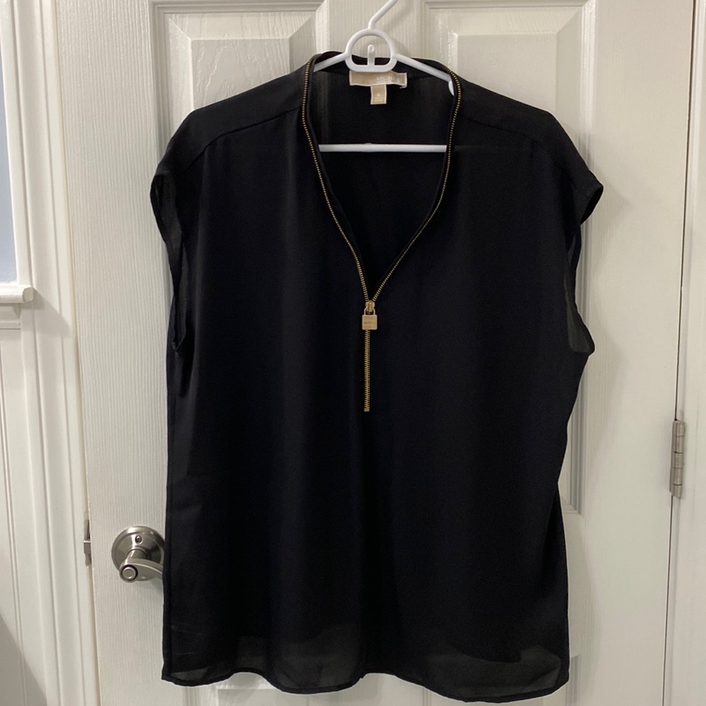 Black zipper top